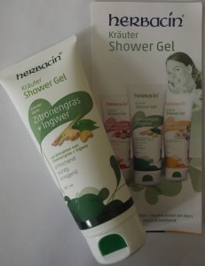 Infomaterial und "meine" Tube Showergel von Herbacin.