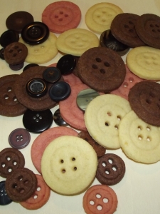 Knöpfe allerlei - große, kleine, bunte, leckere, zweckmäßige.