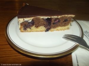 Donauwellen--Torte - Ein Stück