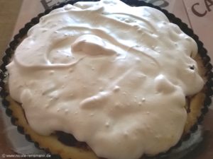Pflaumentarte mit Baiserhaube