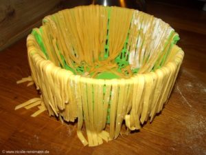 So sieht das aus, wenn die Tagliatelle irgendwo lagern müssen, bis sie in den Topf dürfen. 