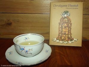 "Der elegante Theetisch" von Francois le Goullon