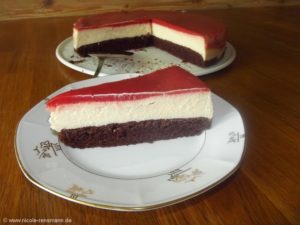 Erdbeer-Bananen-Cheesecake