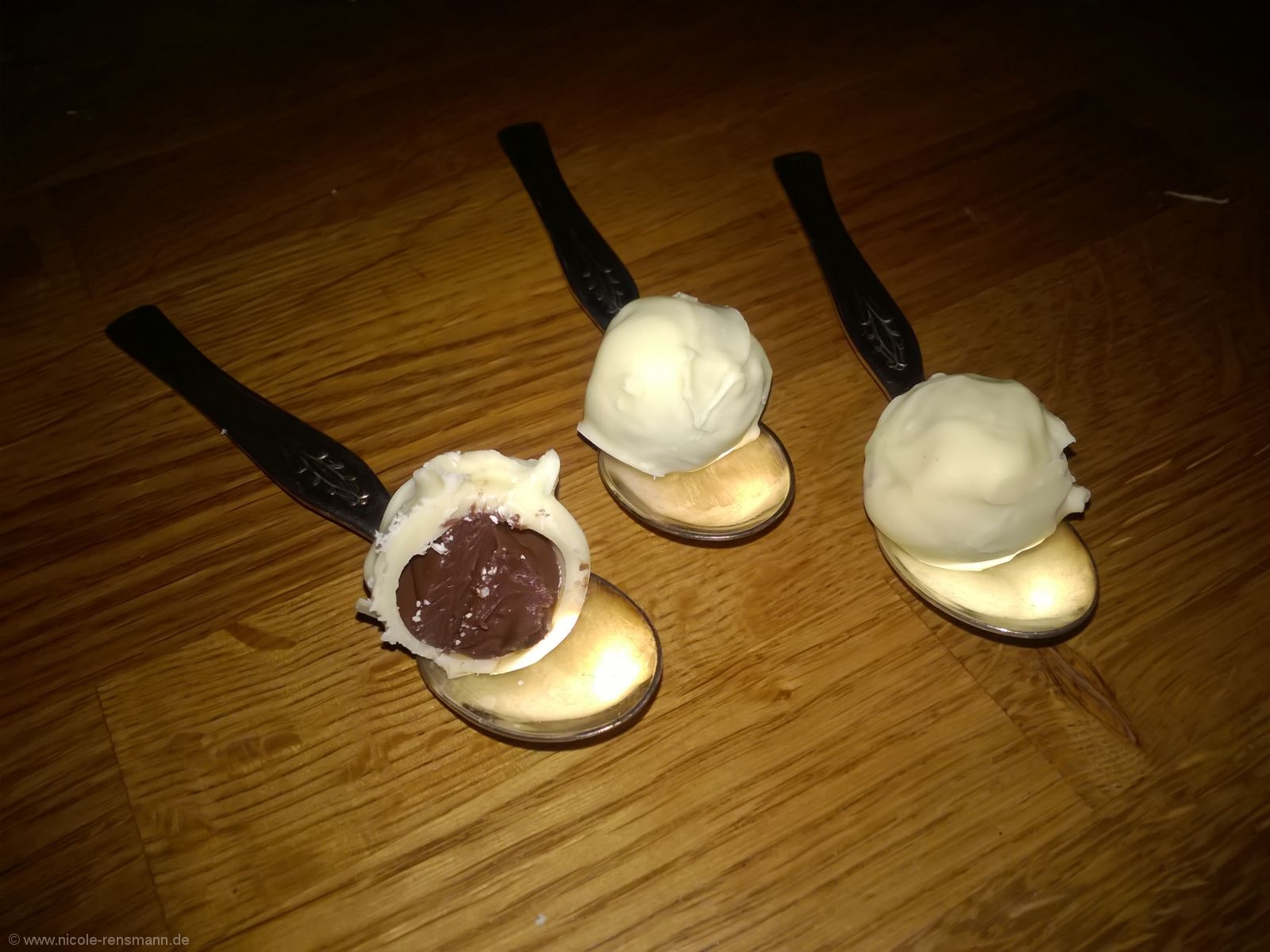 Pralinen mit Rotwein-Schokoladen-Ganache