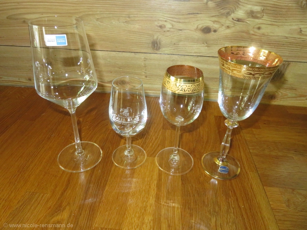 v.l. Rotweinglas, Degustationsglas, kleines Weißweinglas, Rotweinkelch